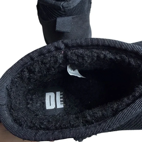 DL 1990 Dirty Laundry Ribbed Platform Shearling Boots | Black | Women’s 7 EUC - Picture 8 of 9